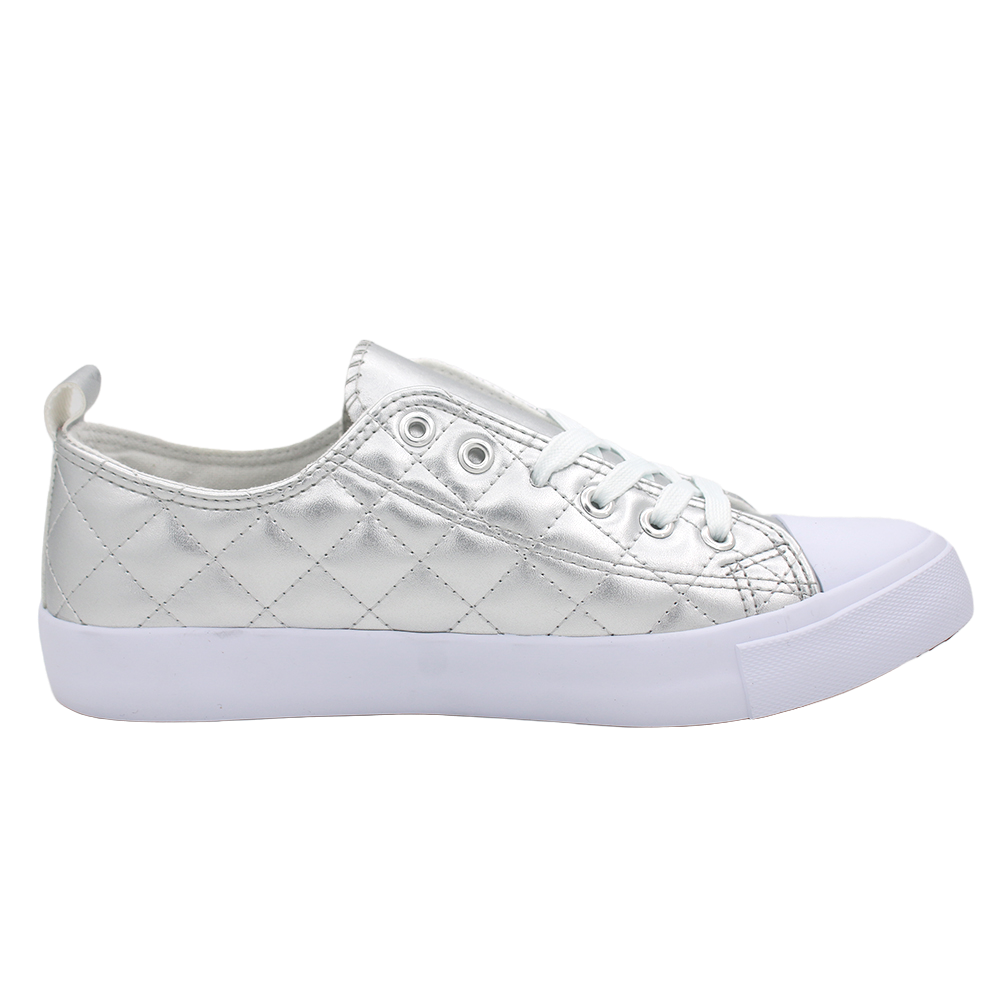 Women's Quilted Toe Cap Everyday Lace Up Sneakers - Silver