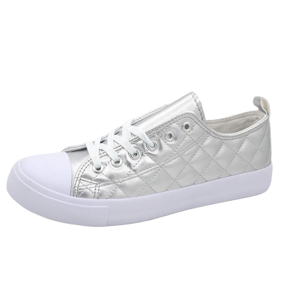 Women's Quilted Toe Cap Everyday Lace Up Sneakers - Silver