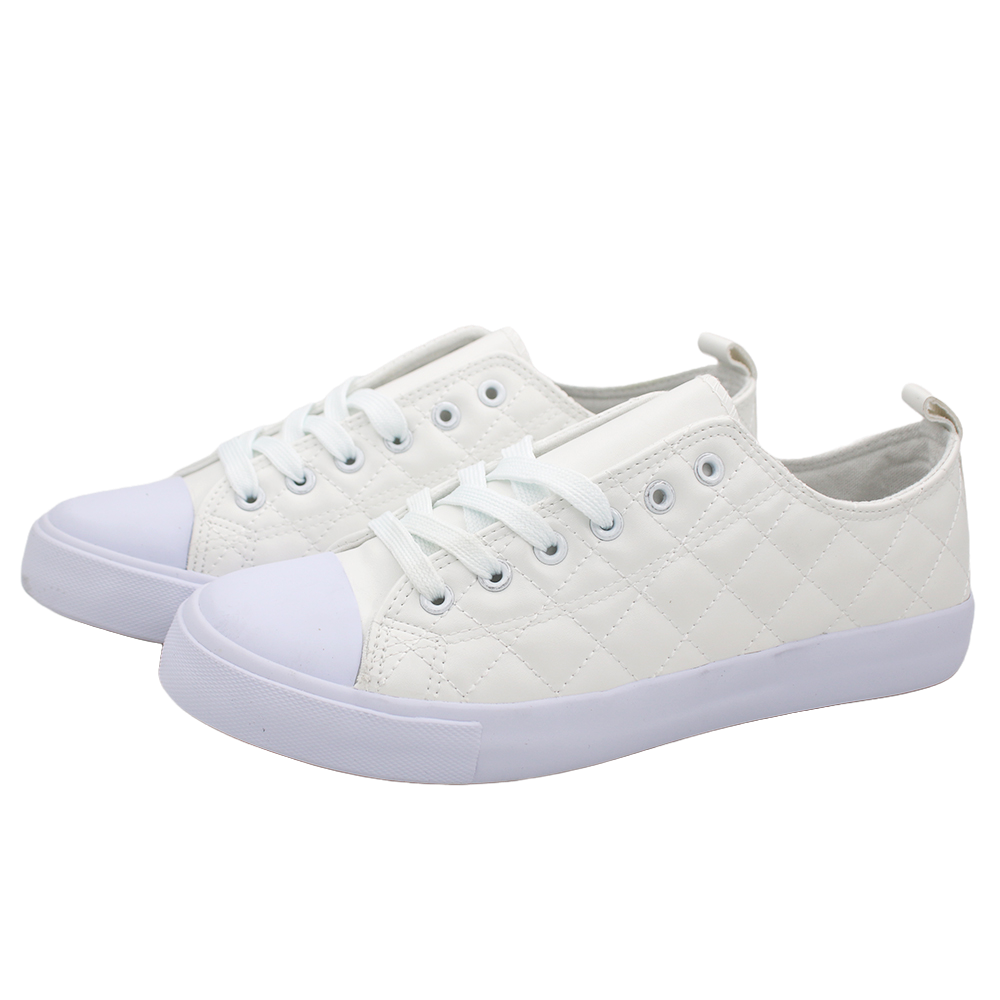 Women's Quilted Toe Cap Everyday Lace Up Sneakers - White