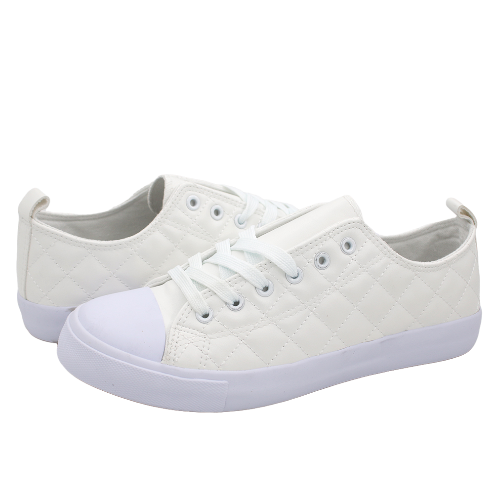 Women's Quilted Toe Cap Everyday Lace Up Sneakers - White