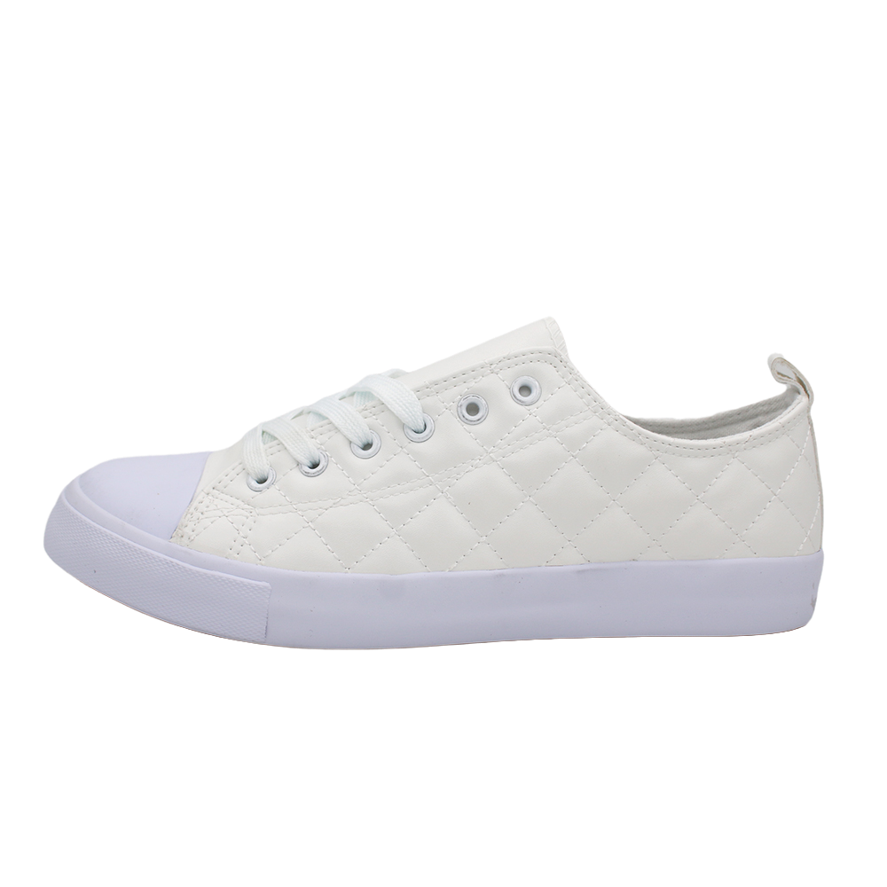 Women's Quilted Toe Cap Everyday Lace Up Sneakers - White